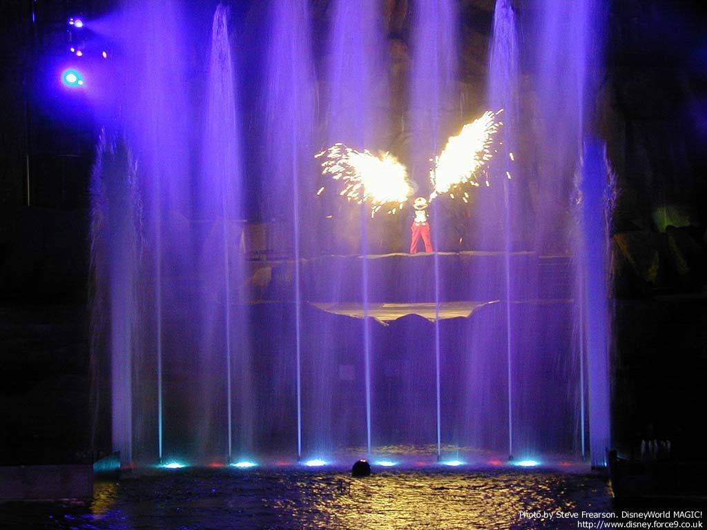 Fantasmic show