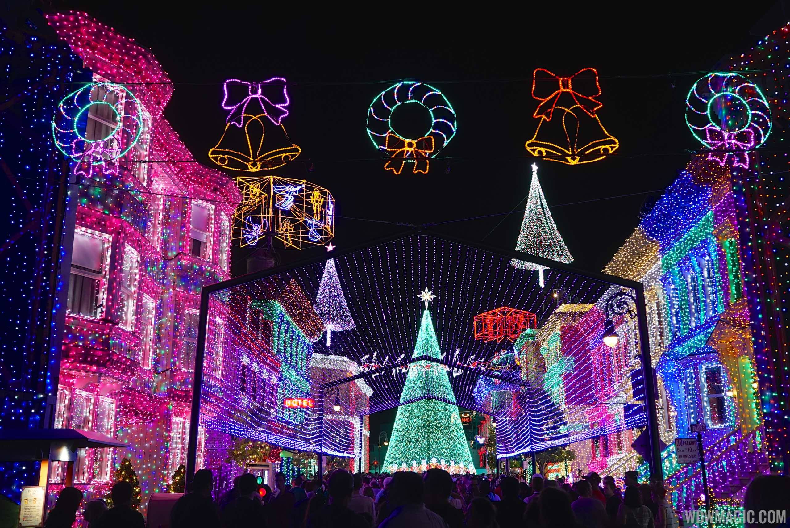 Osborne Family Spectacle of Dancing Lights