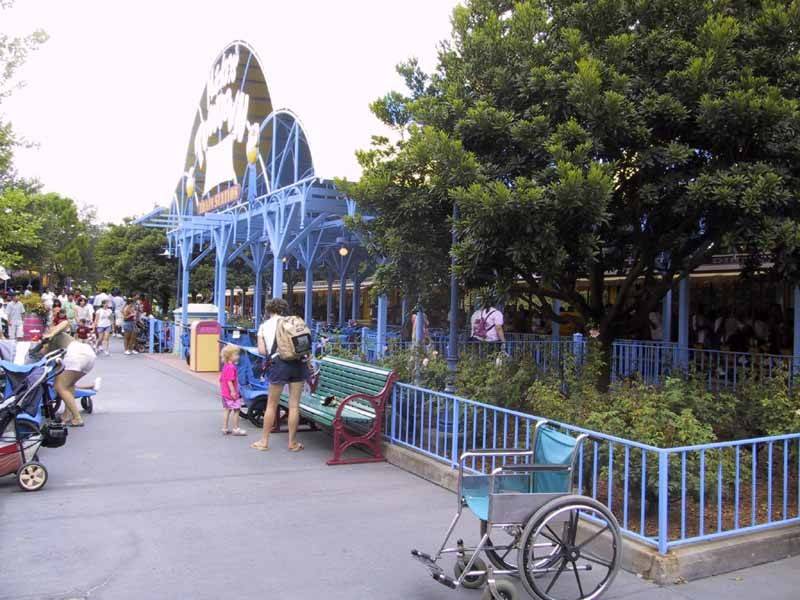 Mickeys Toontown train station now complete