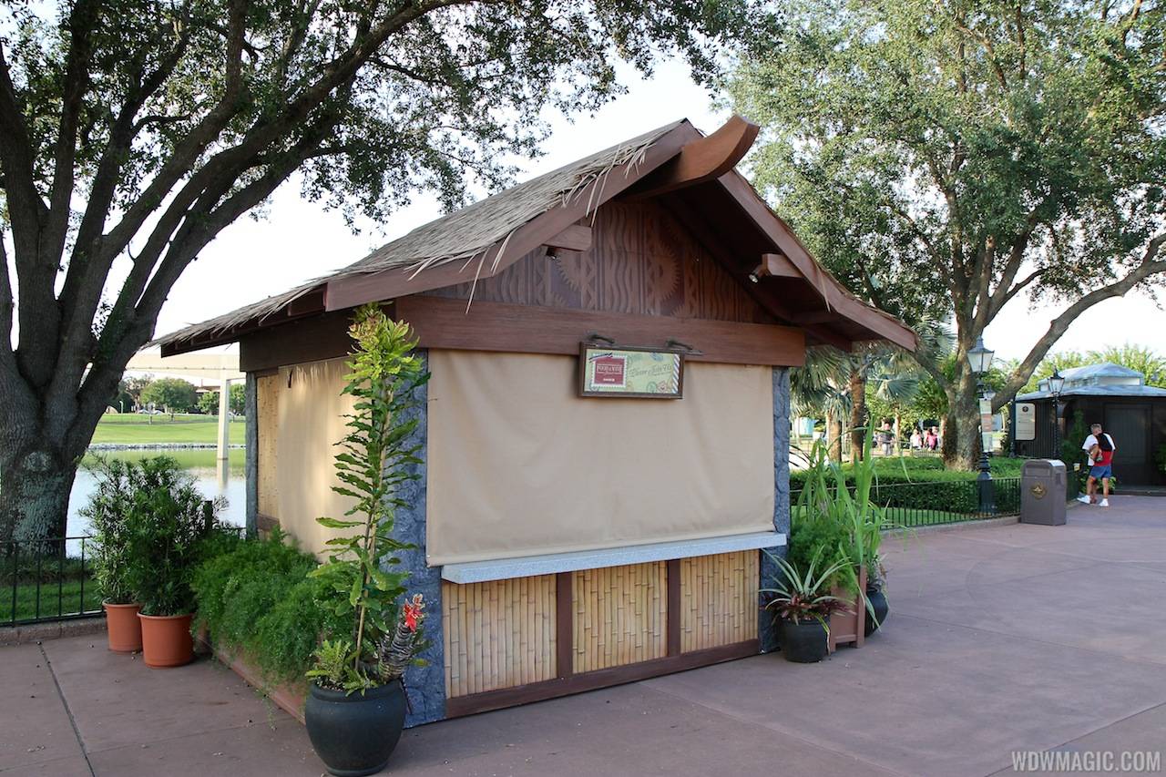 2012 Food and Wine Festival kiosks setup