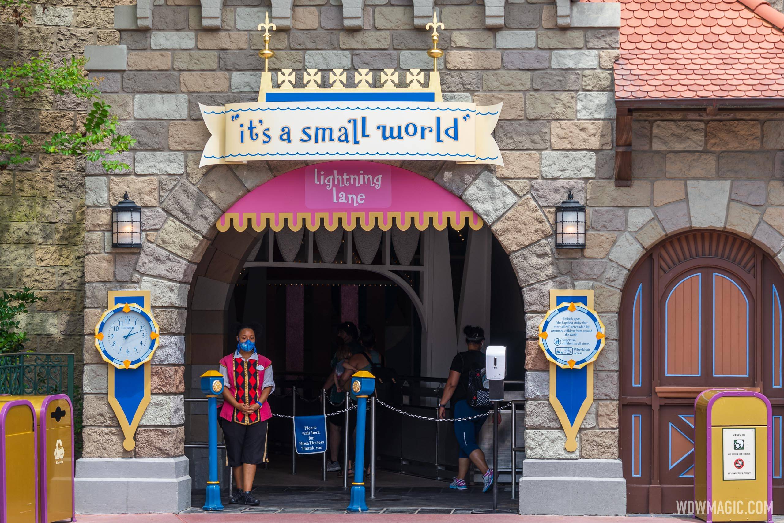 Lightning Lane sign at "it's a small world"