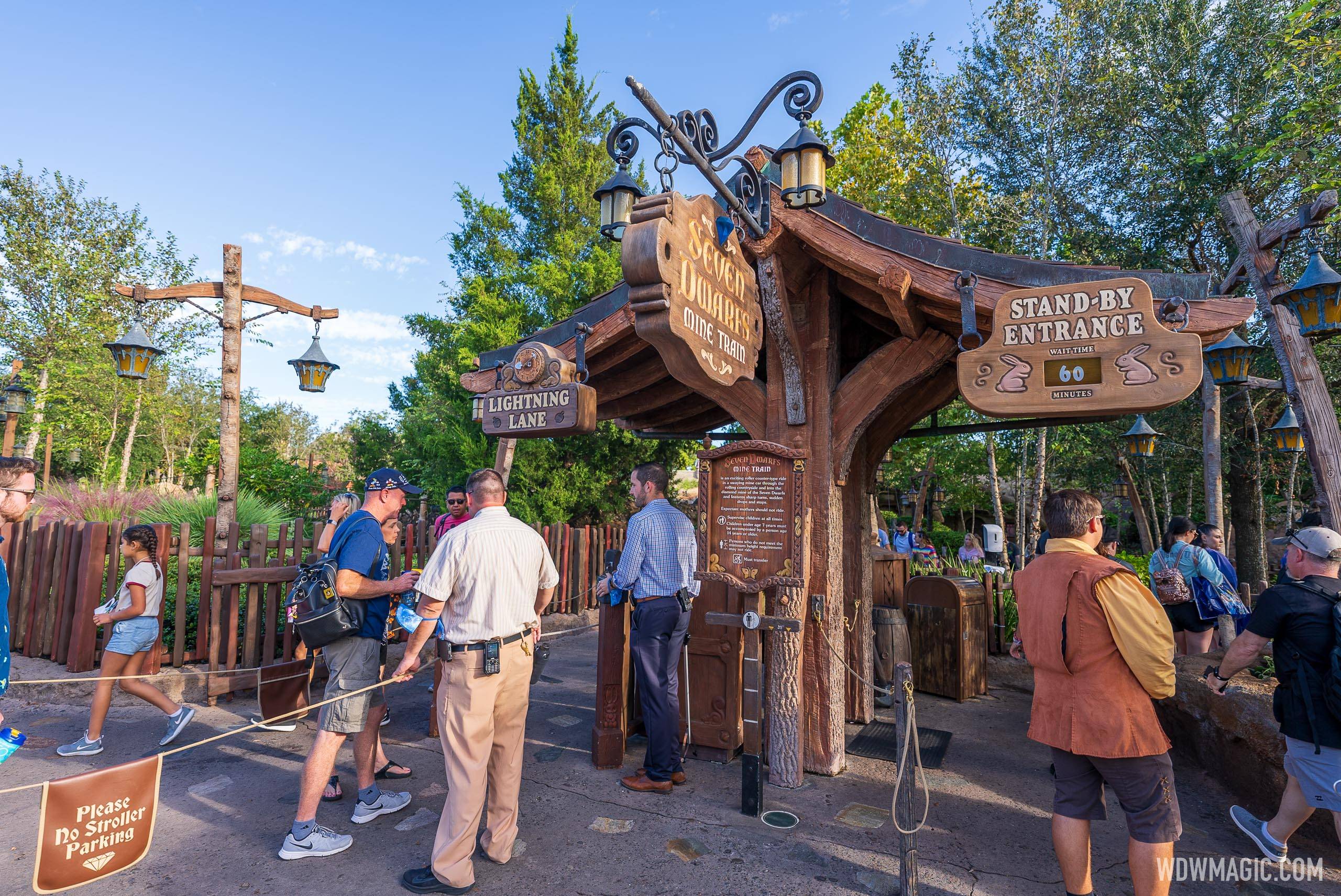 First Lightning Lane guests at Magic Kingdom October 19 2021